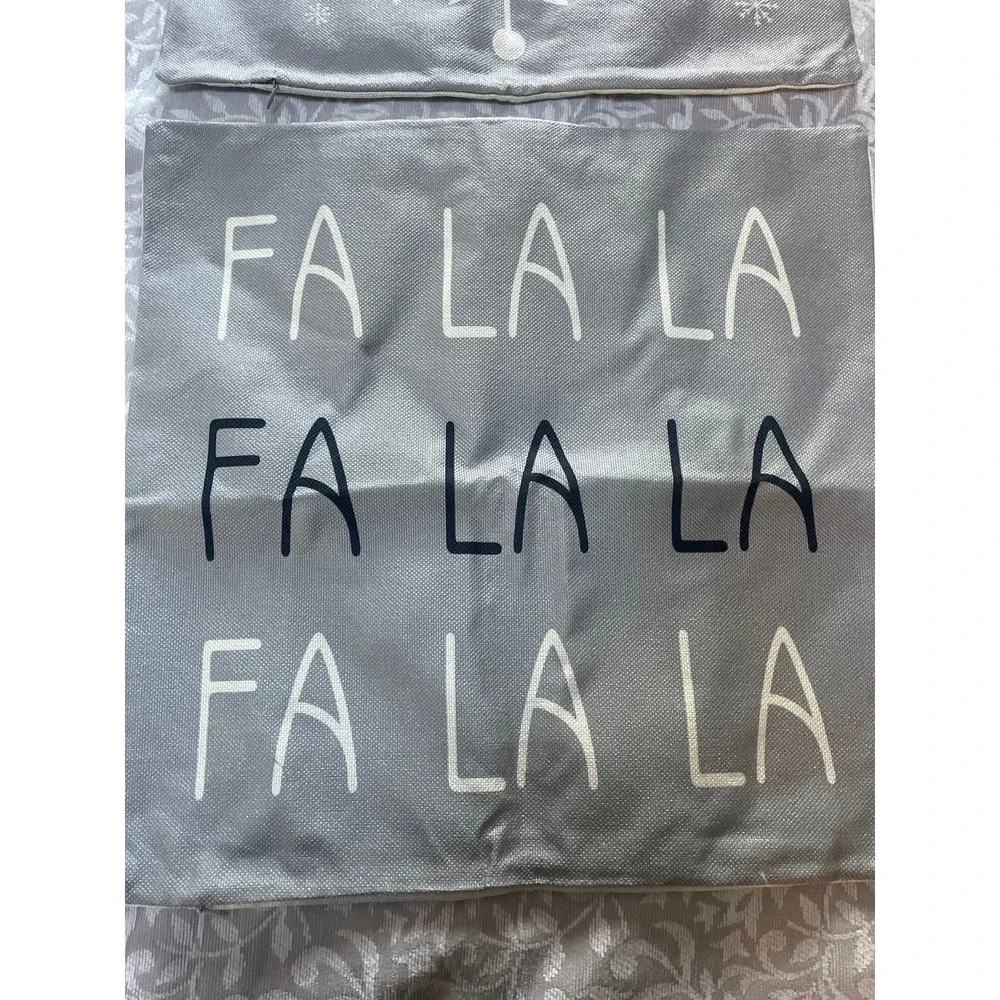 Set of 2 Holiday Throw Pillow‎ Covers (B46-47)